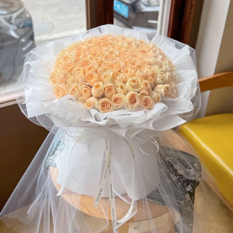 Encounter romance, with 99 champagne roses - Send birthday flowers to China
