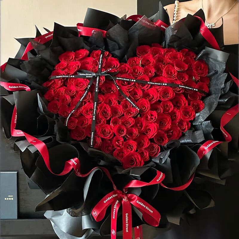 Eternal love, 99 red roses, in the shape of a heart - Send birthday flowers to China