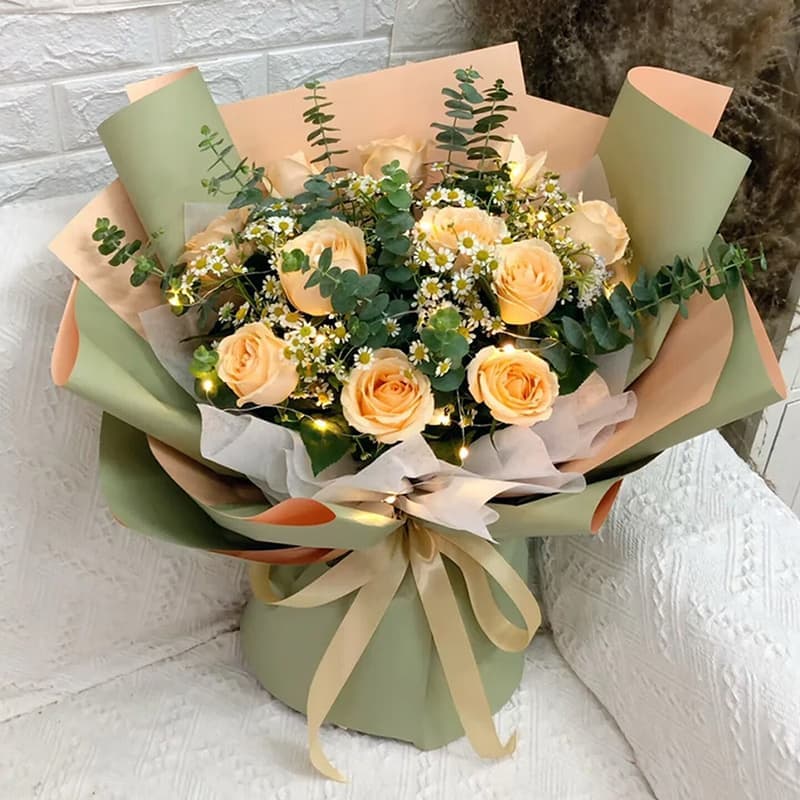 Poetry and Distance, 11 Champagne Roses - Send business flowers to China