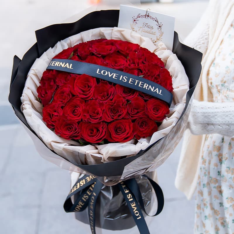 Eternal love, 33 red roses - Send love flowers to China